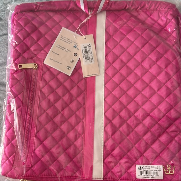 Oliver Thomas 24 + 7 In a Cinch Backpack NWT Fuchsia - Picture 7 of 7